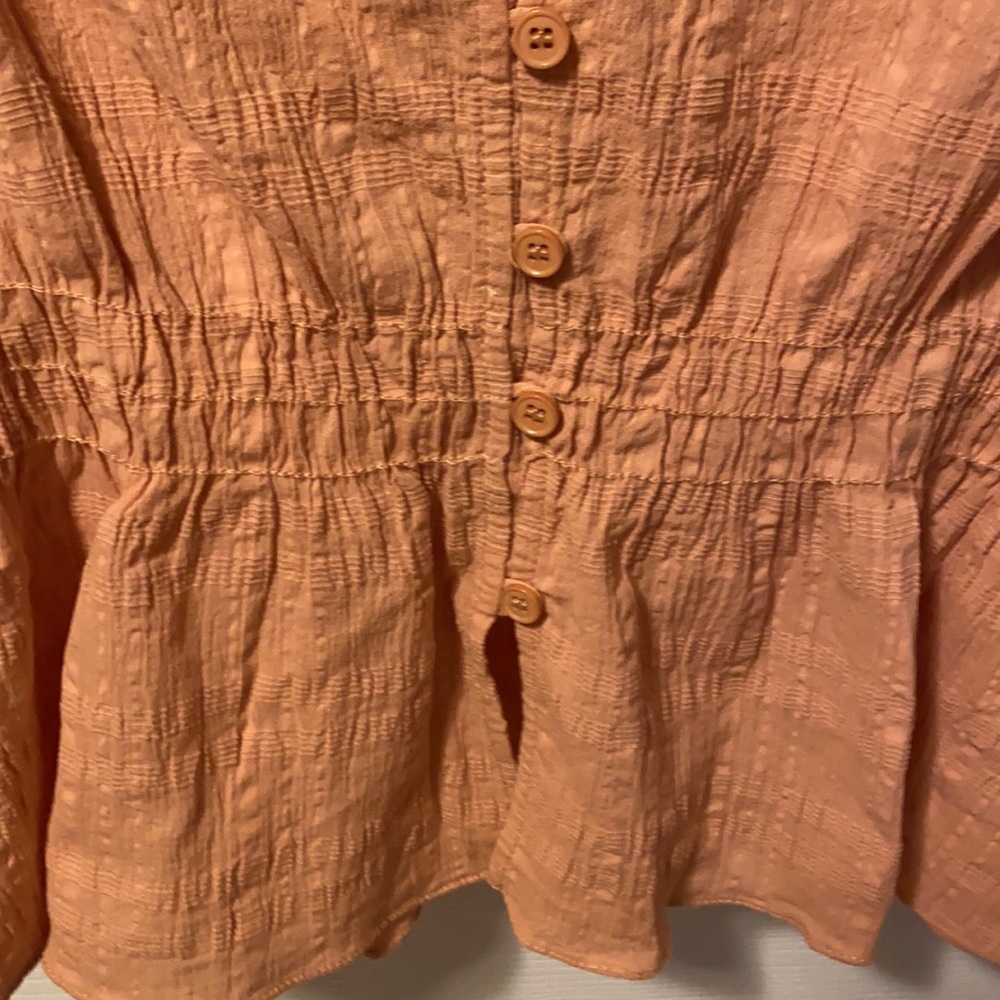 Pink button down top - Picture 2 of 2